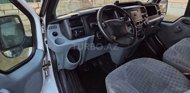 Ford Transit 2007, 286,700 km - 2.4 l - Saatlı