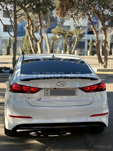 Hyundai Elantra 2017, 157,716 km - 2.0 l - Bakı