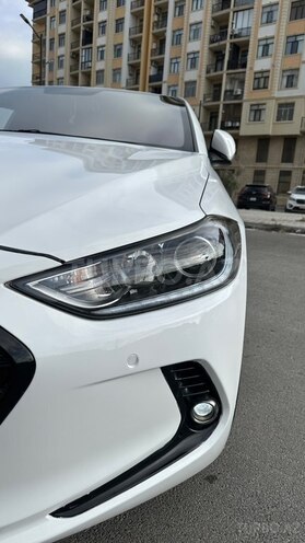 Hyundai Avante 2016, 130,000 km - 1.6 л - Sumqayıt
