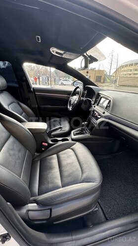 Hyundai Avante 2016, 130,000 km - 1.6 л - Sumqayıt
