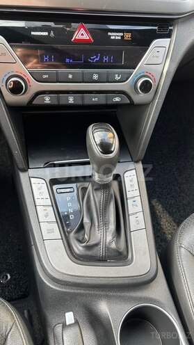 Hyundai Avante 2016, 130,000 km - 1.6 л - Sumqayıt