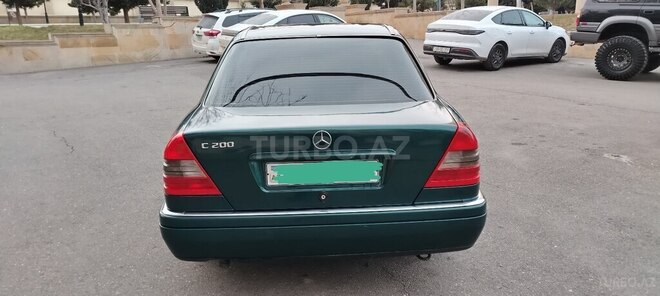 Mercedes C 200-8