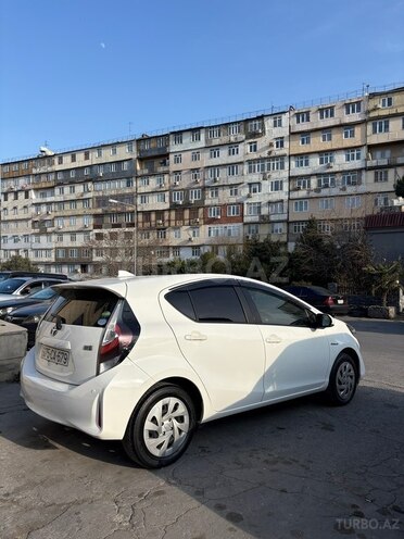 Toyota Aqua 2019, 122,000 km - 1.5 л - Bakı