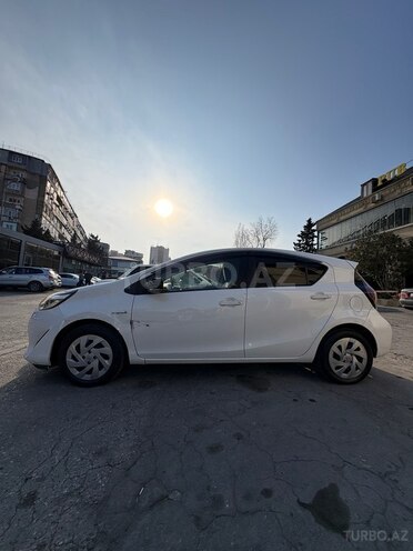 Toyota Aqua 2019, 122,000 km - 1.5 л - Bakı