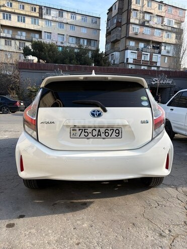 Toyota Aqua 2019, 122,000 km - 1.5 л - Bakı
