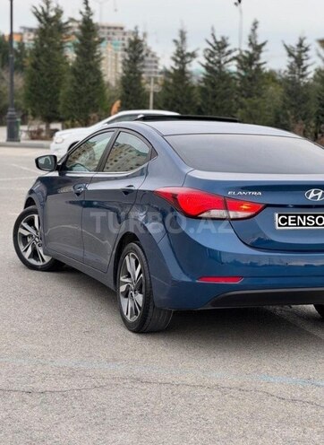 Hyundai Elantra 2015, 210,000 km - 1.8 л - Sumqayıt