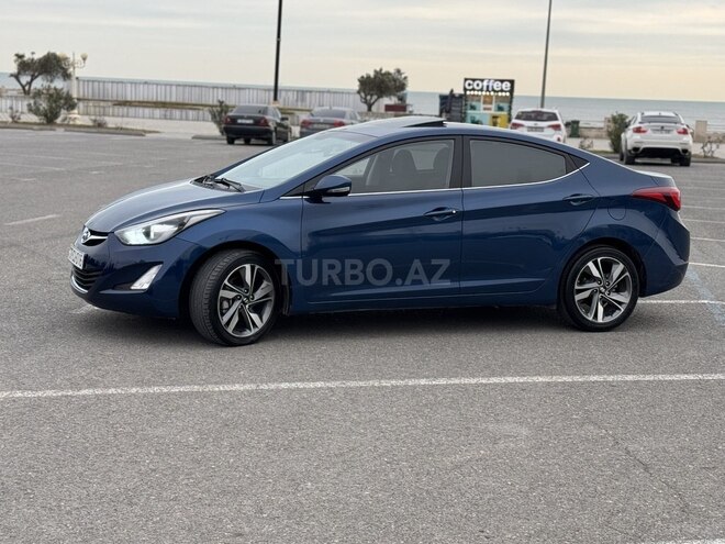 Hyundai Elantra 2015, 210,000 km - 1.8 л - Sumqayıt
