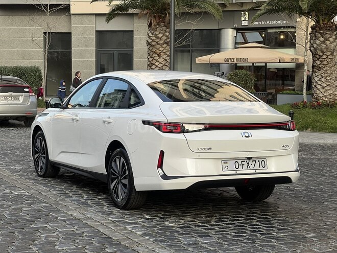 Changan Qiyuan A05 2025, 0 km - 1.5 л - Bakı