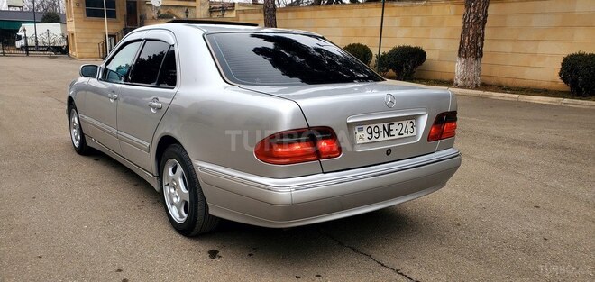 Mercedes E 200 1999, 864,850 km - 2.0 l - Tovuz