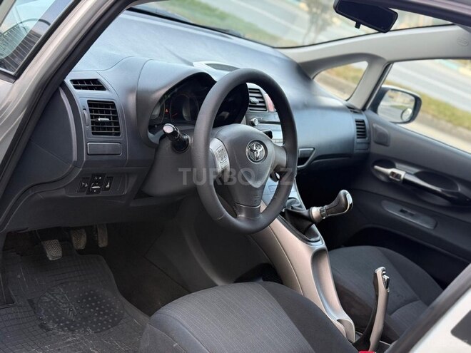 Toyota Auris 2007, 298,000 km - 1.4 l - Sumqayıt