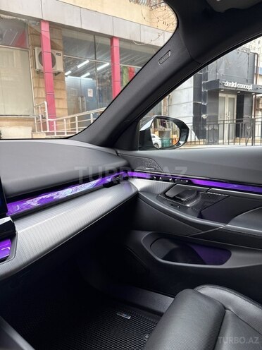 BMW i5-13