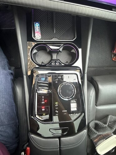BMW i5-14