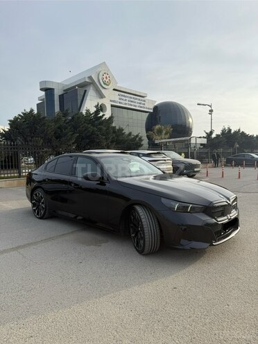 BMW i5-7