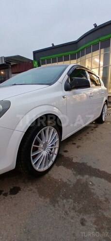 Opel Astra 2010, 223,600 km - 1.4 l - Lənkəran