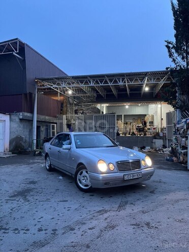 Mercedes E 230 1996, 312,000 km - 2.3 л - Ağdaş