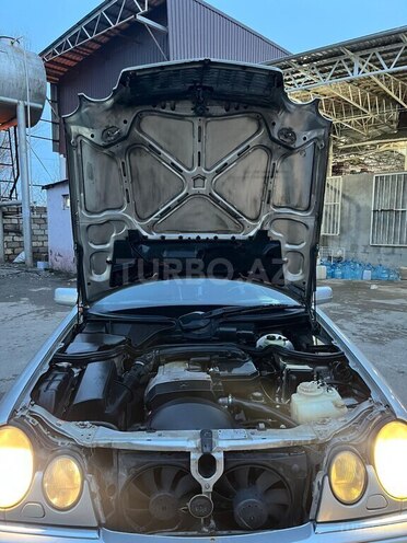 Mercedes E 230 1996, 312,000 km - 2.3 л - Ağdaş