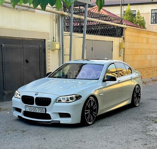 BMW 528-7