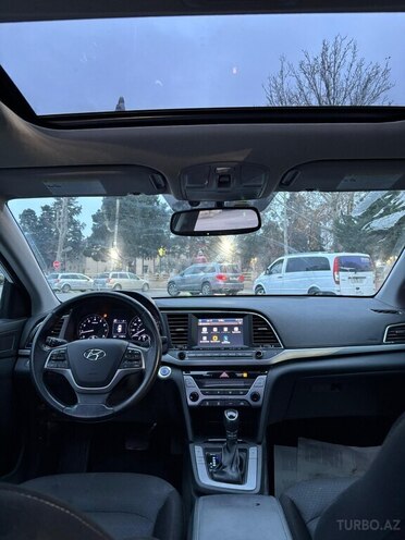 Hyundai Elantra 2017, 118,752 km - 2.0 l - Gəncə
