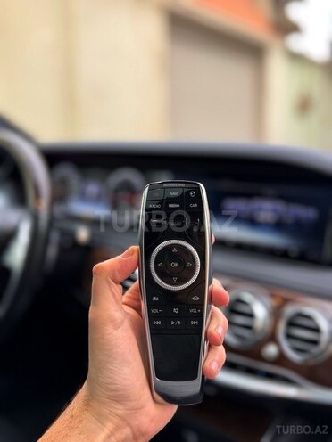 Mercedes S 350 d-15