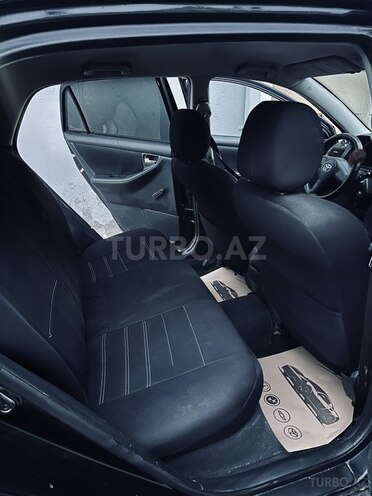 Toyota Corolla 2006, 330,000 km - 1.4 l - Bakı