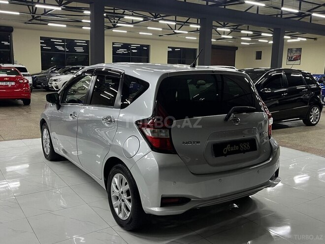 Nissan Note-4