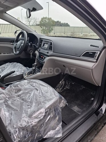 Hyundai Elantra 2016, 153,419 km - 2.0 l - Bakı