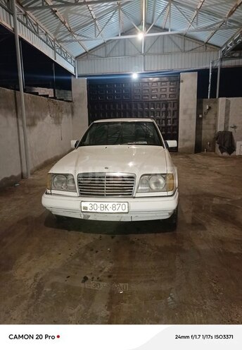 Mercedes E 250 1995, 655,246 km - 2.5 л - İmişli