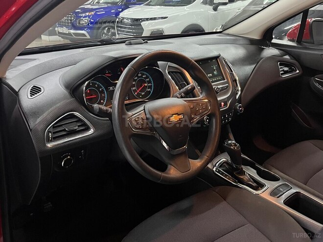 Chevrolet Cruze-10