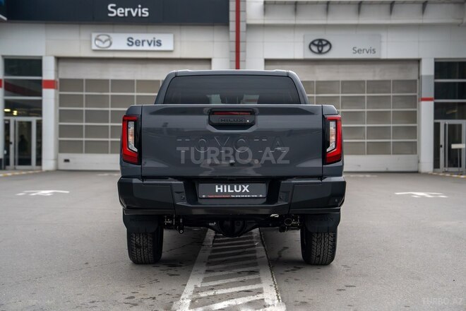 Toyota Hilux-7