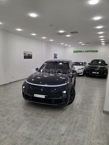 Li Auto L9-1