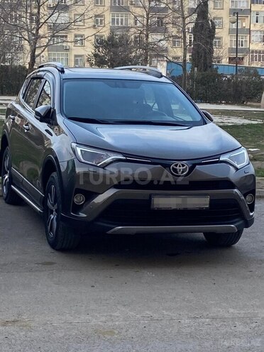 Toyota RAV4-7