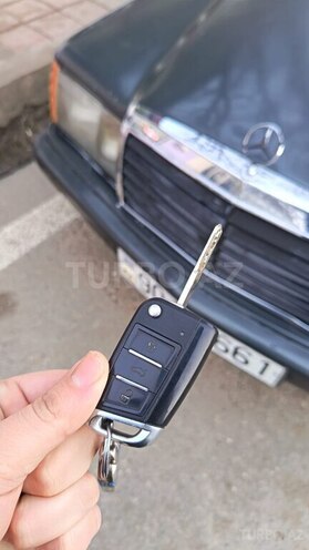 Mercedes 190 1991, 321,855 km - 1.8 l - Zərdab