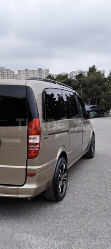 Mercedes Viano-8