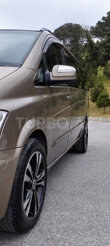 Mercedes Viano-5
