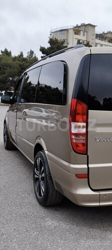 Mercedes Viano-7