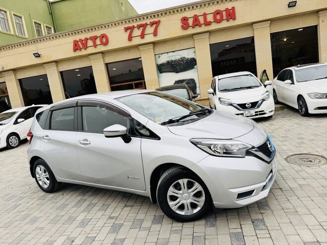 Nissan Note-2