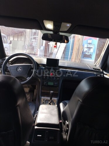 Mercedes E 280 1998, 200,000 km - 2.8 l - Siyəzən
