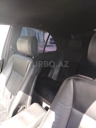 Mercedes E 280 1998, 200,000 km - 2.8 l - Siyəzən