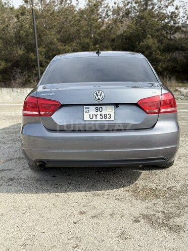 Volkswagen Passat (North America) 2016, 262,000 km - 1.8 л - Ağsu