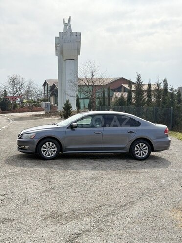 Volkswagen Passat (North America) 2016, 262,000 km - 1.8 л - Ağsu