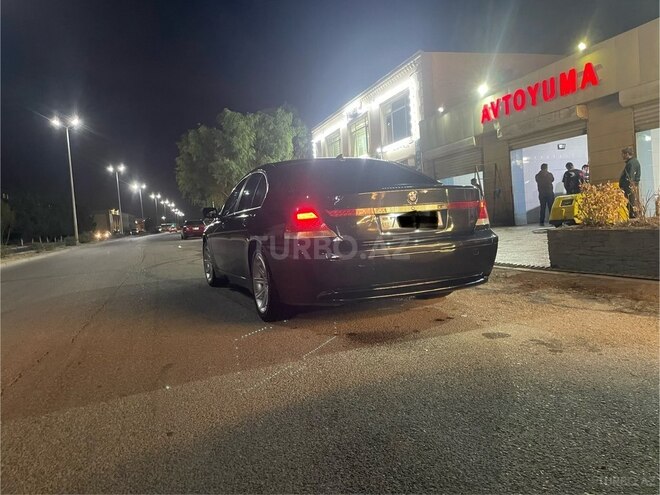 BMW 735 2002, 543,912 km - 3.6 l - Sumqayıt