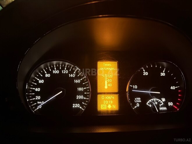 Mercedes  2011, 262,973 km - 2.1 л - Lənkəran