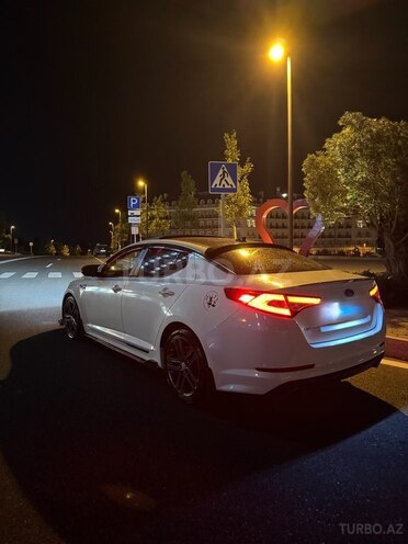 Kia Optima-4