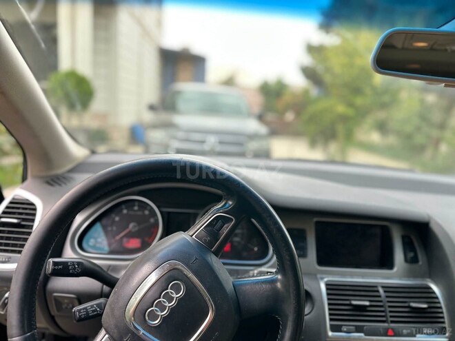 Audi Q7 2010, 248,000 km - 3.0 l - Bakı