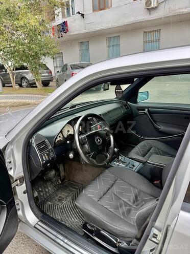 Mercedes C 240 1998, 319,200 km - 2.4 л - Bakı