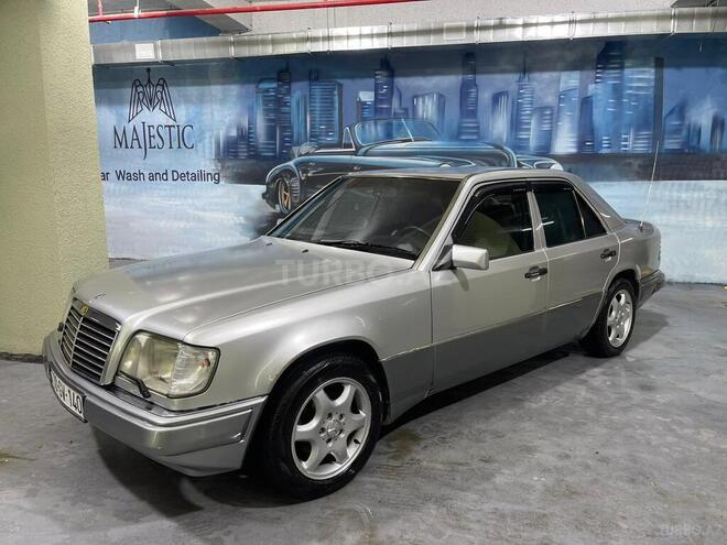 Mercedes E 220 1994, 387,000 km - 2.2 l - Bakı