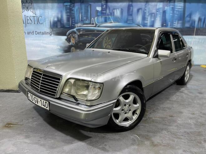 Mercedes E 220 1994, 387,000 km - 2.2 l - Bakı