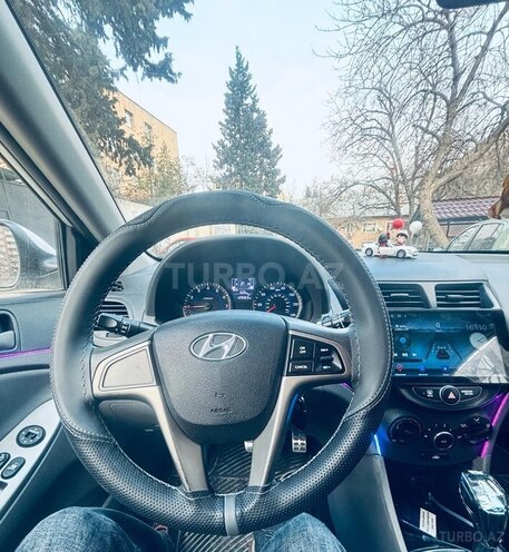Hyundai Accent 2017, 129,105 km - 1.6 l - Bakı