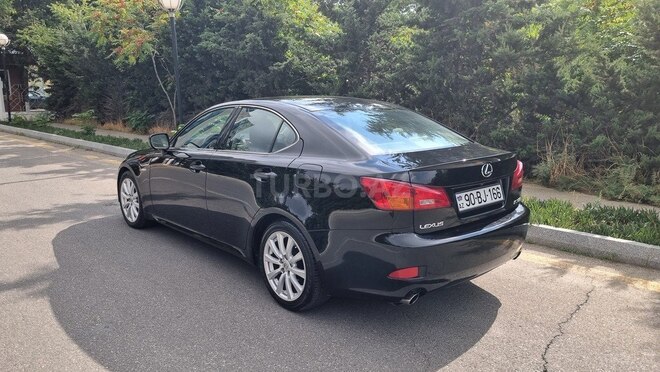 Lexus IS 300-5