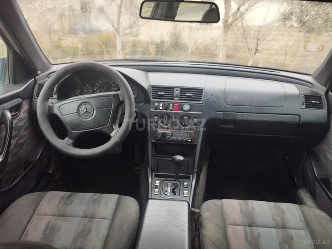 Mercedes C 220 1993, 528,754 km - 2.2 л - Bakı